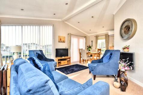 2 bedroom park home for sale