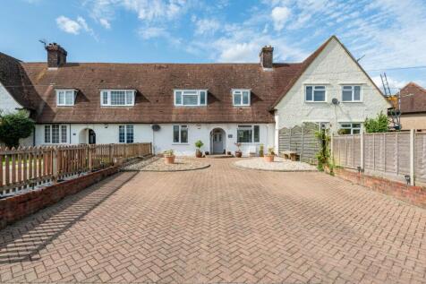 Darley Road, Breachwood Green... 3 bed terraced house for sale