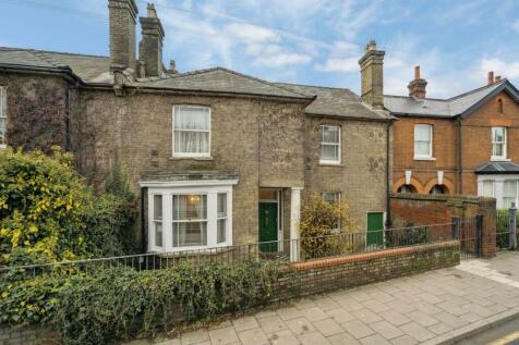 5 bedroom terraced house for sale