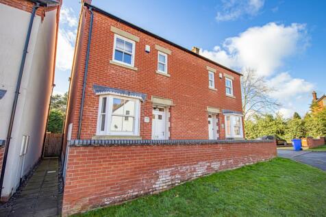 4 bedroom semi-detached house for sale