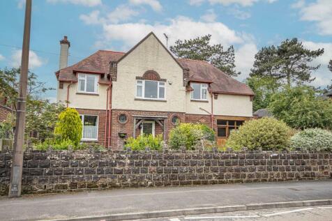 Stone Road, Uttoxeter ST14 4 bed detached house for sale