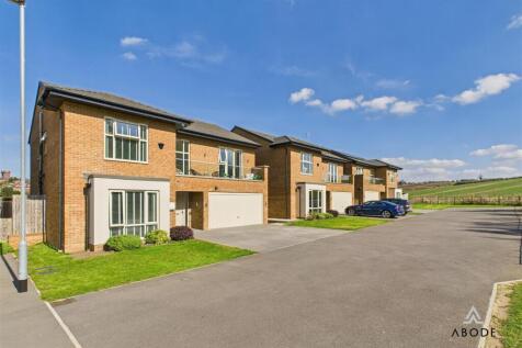 Luton Mews, Burton on Trent DE15 5 bed detached house for sale