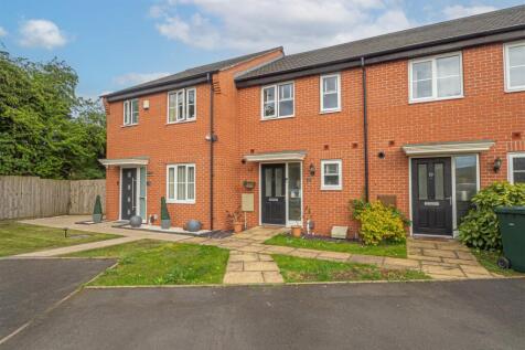 2 bedroom town house for sale