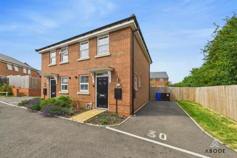 Kingstone Road, Uttoxeter ST14 2 bed semi