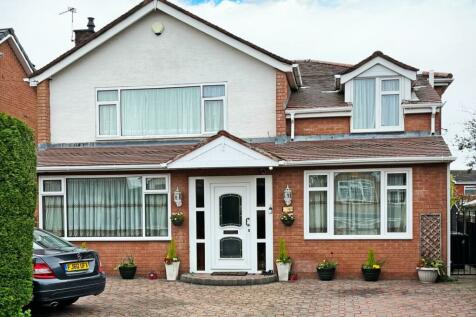 5 bedroom detached house for sale