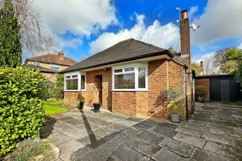 2 bedroom detached bungalow for sale