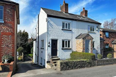 2 bedroom semi-detached house for sale
