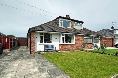 2 bedroom semi-detached bungalow for sale