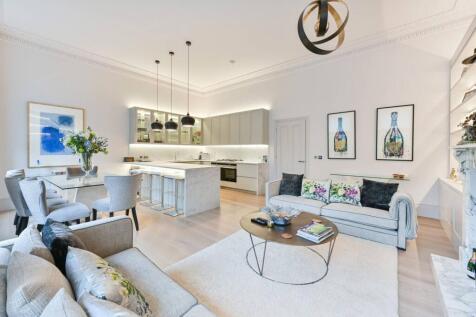 Queens Gate Gardens, South... 2 bed flat for sale