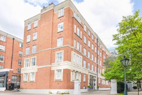 Edwardes Square, High Street... 2 bed flat for sale