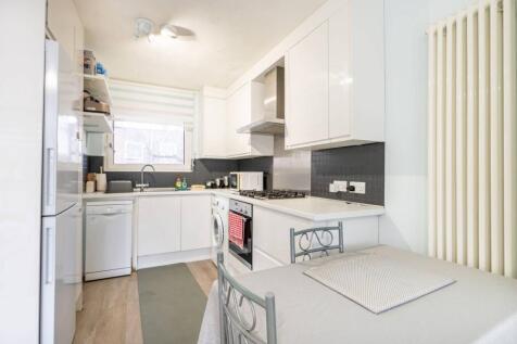 Clydesdale Road, Notting Hill... 2 bed maisonette for sale