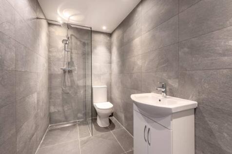 Elsham Road, Holland Park, London, W14 2 bed flat for sale