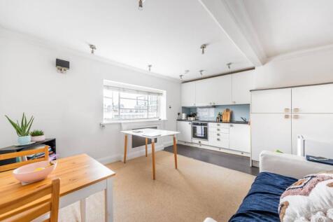 Westbourne Terrace, Lancaster Gate... 2 bed flat for sale