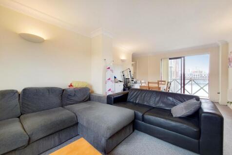 William Morris Way, Sands End... 2 bed flat for sale