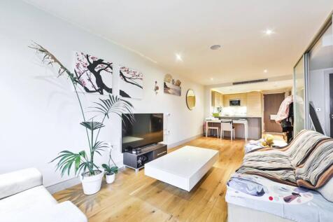 Octavia House, Imperial Wharf... 1 bed flat for sale