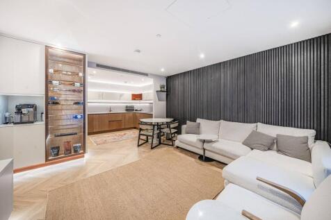 Kings Road Park, Kings Road, London, SW6 2 bed flat for sale
