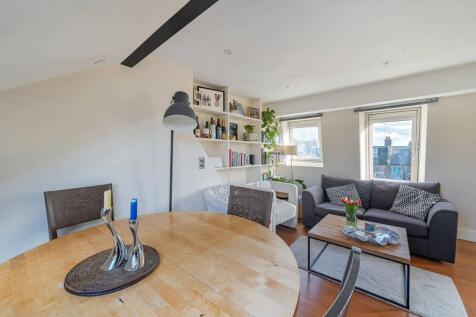 Sedlescombe Road, Fulham, London, SW6 2 bed flat for sale