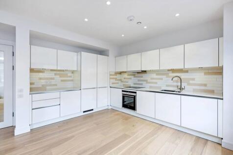 New Kings road, Fulham, London, SW6 2 bed flat for sale