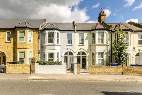 Acton Lane, Acton, London, W3 2 bed flat for sale