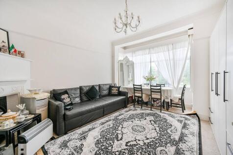 Ellesmere Road, Chiswick, London, W4 1 bed flat for sale