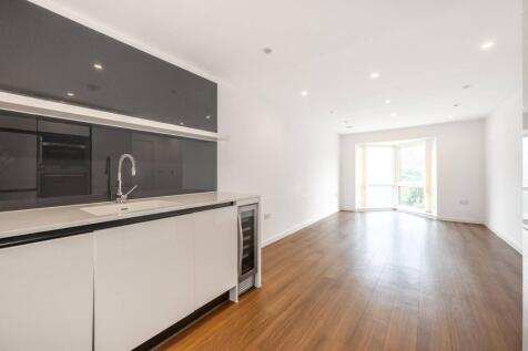 Loxford Gardens, Islington, London, N5 2 bed flat for sale