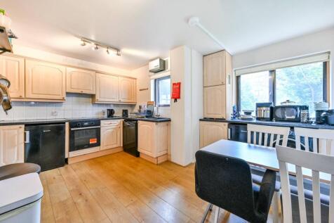 Canonbury Crescent, Islington... 4 bed maisonette for sale