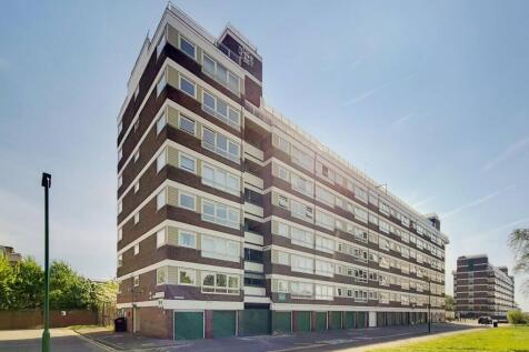 North Road, Islington, London, N7 3 bed flat for sale