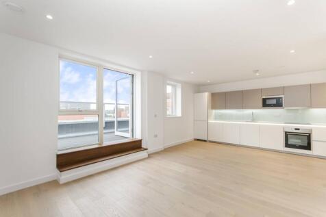 Wilkinson Close, Cricklewood, London... 3 bed flat for sale