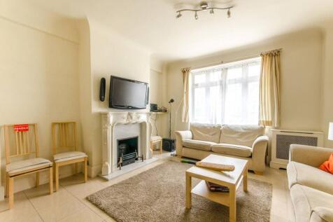 Hall Road, St John's Wood, London, NW8 3 bed flat for sale