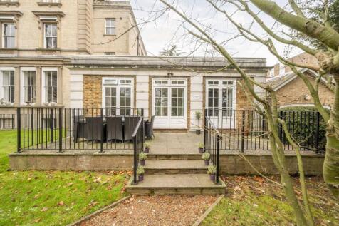 West Hill, West Hill, London, SW15 1 bed flat for sale