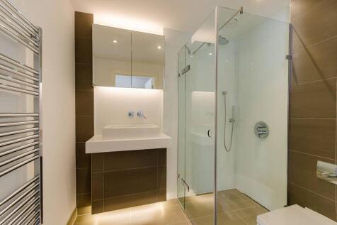 Upper Richmond Road, Putney, London... 1 bed flat for sale