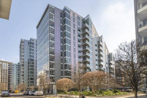 Eastfields Avenue, Wandsworth... 2 bed flat for sale