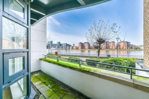 Prices Court, Cotton Row, Battersea... 2 bed flat for sale
