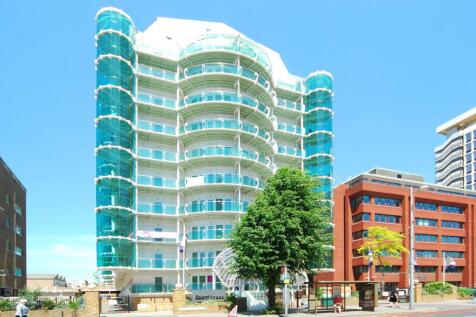 Uxbridge Road, Ealing Broadway... 2 bed flat for sale
