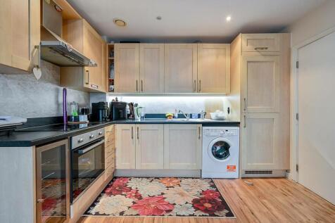 Luminosity Court, Ealing, London, W13 2 bed flat for sale