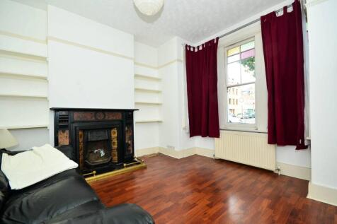Leeland Terrace, West Ealing, London... 2 bed flat for sale