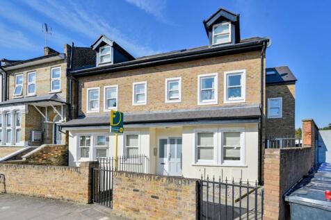 South Ealing, Ealing, London, W5 2 bed flat for sale