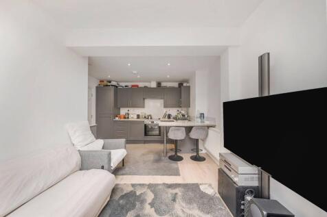 Lothair Road, South Ealing, London, W5 2 bed flat for sale