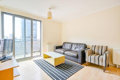 Victoria Road, North Acton, London, W3 2 bed flat for sale