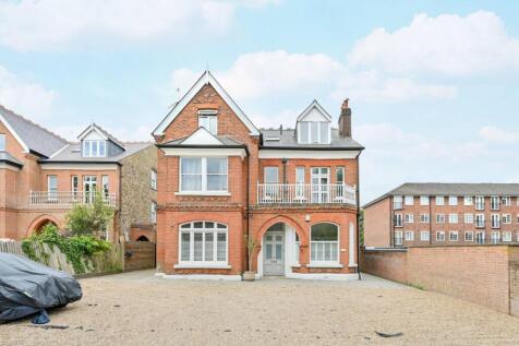 Montpelier Road, Ealing Broadway... 2 bed flat for sale