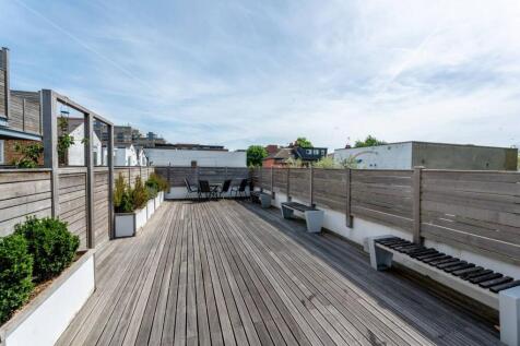 Broadway, West Ealing, London, W13 2 bed flat for sale