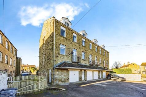 Gib Lane, Huddersfield HD8 5 bed end of terrace house for sale