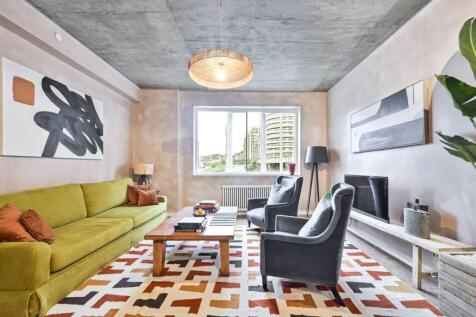 The Curve, Ladbroke Grove, London, W10 2 bed flat for sale