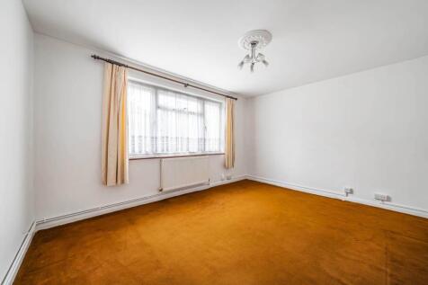 Haydon Park Road, Wimbledon, London... 2 bed flat for sale