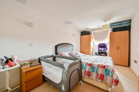 Stanley Road, Wimbledon, London, SW19 1 bed flat for sale