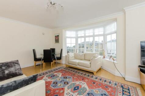 Grosvenor Hill, Wimbledon Village... 2 bed flat for sale