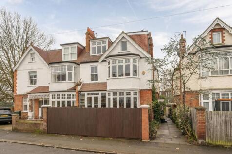 Melbury Gardens, Raynes Park, London... 4 bed house for sale