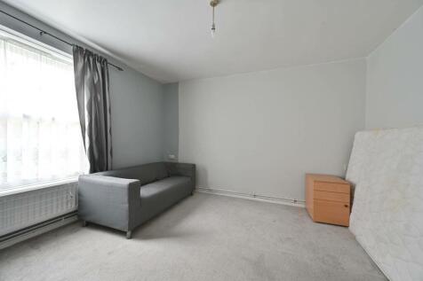 Pearce House, Clapham Park, London, SW2 2 bed flat for sale