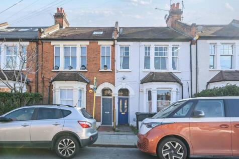 Cavendish Road, Balham, London, SW12 3 bed flat for sale