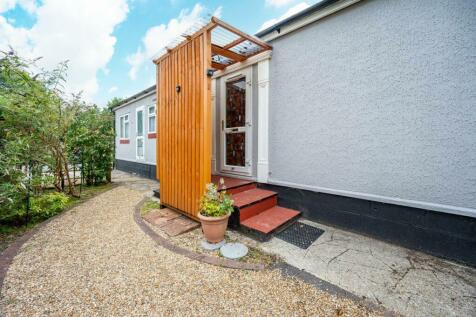 1 bedroom detached house for sale